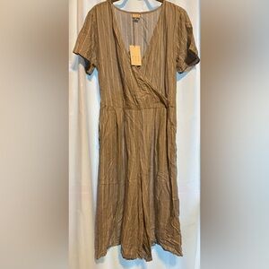 A New Day Red Sleeveless V-Neck Midi Dress